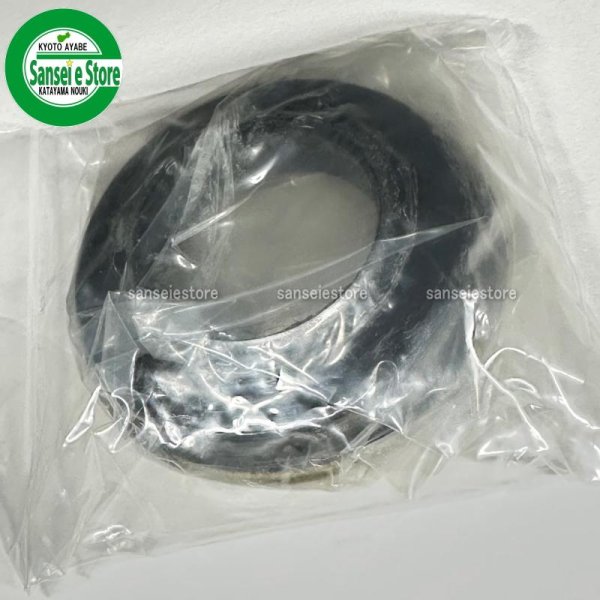 画像3: イセキ 純正 トラクター  ロータリー爪軸チェーンケース側用  オイルシール  (3)