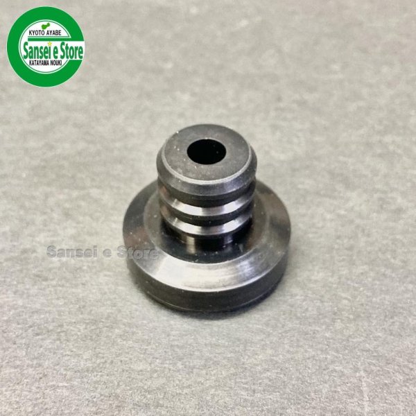 画像4: オーレック 純正 スパイダーモア用  ミッションオイルキャップ（ゴムキャップ,栓）  (4)