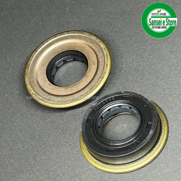 画像1: ホンダ 純正 ミニ耕うん機 ラッキー用  ロータリー軸 オイルシール  (1)